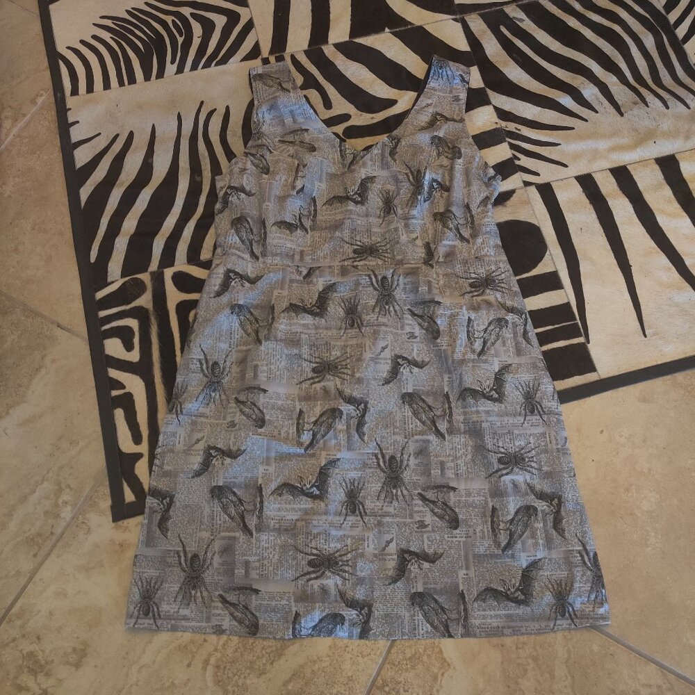 Retrolicious   insect dress size 2x New